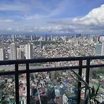 Staycation In Makati, Gramercy 56Th Flr, Facing The City And Rockwell
