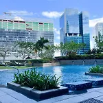 Bayview 2Br Family Suite In Uptown Bgc Near Mall