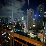 Cozy Place With City View At Greenbelt Makati