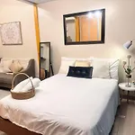 Modern Suite In Bonifacio Global City