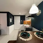 Dylan 2 Bedroom Near Sm North And Waltermart Munoz