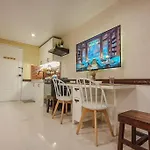 Ella 2 Bedroom Near Sm North And Waltermart Munoz