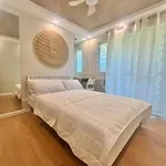 Modern Minimalist 2Br Condo Unit Sorrento Oasis