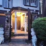 Elegant Villa