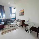 64F Spacious 1 Bedroom Nice View Pool Sauna Gym