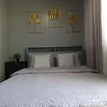 Skyview Condotel Free Wifi&Netflix Near Moa&Naia