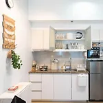 Eastwood Legrand 3 With Ogawa Masterdriveplus, No Pets Allowed