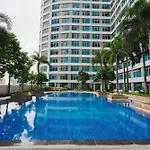 Eastwood Legrand 3 With Ogawa Masterdriveplus, No Pets Allowed