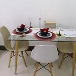 Luxury Escape At Fame Residences