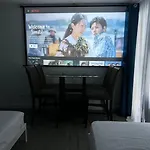 Studio W Projector Wifi Netflix And Pool Access In Adb Tower Ortigas Cbd