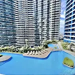 Lush Out In Style At Airresidences No38