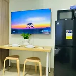 Candid Suite By Arl