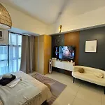 Studio Unit Mckinley Hill Taguig Cd21H