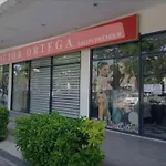 Cozy 3 Bedroom Staycation Near Bgc Makati Airport