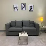 Modern Suite In Mckinley