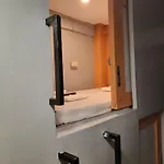 Budget Transient Capsule Room Makati Near Ayala And Buendia