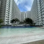 Shore 1 Residences - Walking Distance To Pool