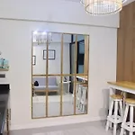 Great Luxury Condo In Mckinley