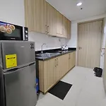 2 Bunk Bed At Shore Residences Near Moa Airport Worldtrade Center Picc
