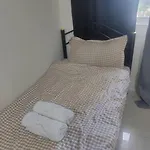 Condo With Two Single Beds And Balcony Facing Manila View