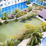 1 Bedroom With Balcony Near Moa