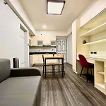 Spacious, Neat & Tidy 1-Br Condo With Swimming Pool, Near Malls, Naia