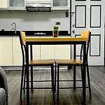 Spacious, Neat & Tidy 1-Br Condo With Swimming Pool, Near Malls, Naia