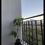 Jl Shore Staycation