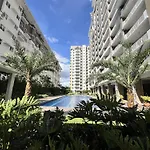 Sucat The Atherton Residential Condo C1516- Two Bedroom Apartment With Pool & Balcony, Amenities View In Sucat Paranaque Facing Manila Memorial Near Sm Bf Homes - Staycations By Sms No Pool On Weekends & Holidays