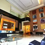 5-Mins Sm Aura Cozy 2Br Free Parking