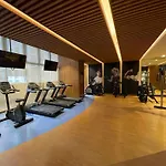 Holiday Suite At Park Mckinley West