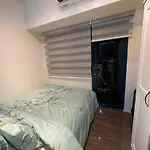 Cozy Cool Condo In Makati