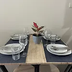 Cozy Cool Condo In Makati