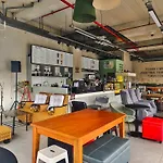 Voss Condominium