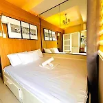 1544A Near Moa And Airport Poolview Balcony