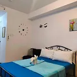 9Th Floor Pool View Studio Unit Tower A With Modern Amenities