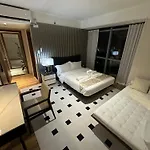 Luxurious Modern Penthouse 2Br Cross City Of Dreams Okada Solaire Moa Airports