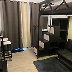 Spacious Studio At Fairview Quezon With Very Fast Wifi Infront Of Sm