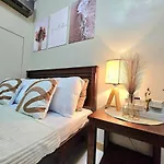 Condo In Mandaluyong City With Free Wifi And Netflix