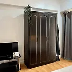 Newly Renovated Penthouse With Balcony Park View