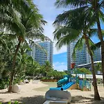 One Bedroom At Azure Urban Near Airport
