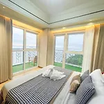 Modern Luxury 5Br Sunset View Beside Okada Manila