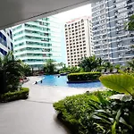 Condo In Makati Staycation