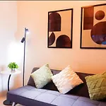 Breeze Residences Sky Studio Near Moa Picc Star City Fast Wifi & Netflix