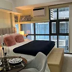 Viceroy Residences Chic Smart Home Wifi Netflix