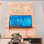 Luxury 2Br In Makati With Billiard & Netflix