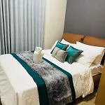 Savvy Suites Combined 5Br Near Okada
