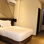 Maxx Hotel Ortigas