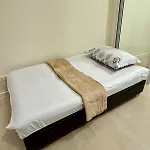 Verte Hideaway At Azure Residences - Urban Escape
