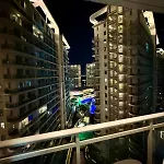 Verte Hideaway At Azure Residences - Urban Escape